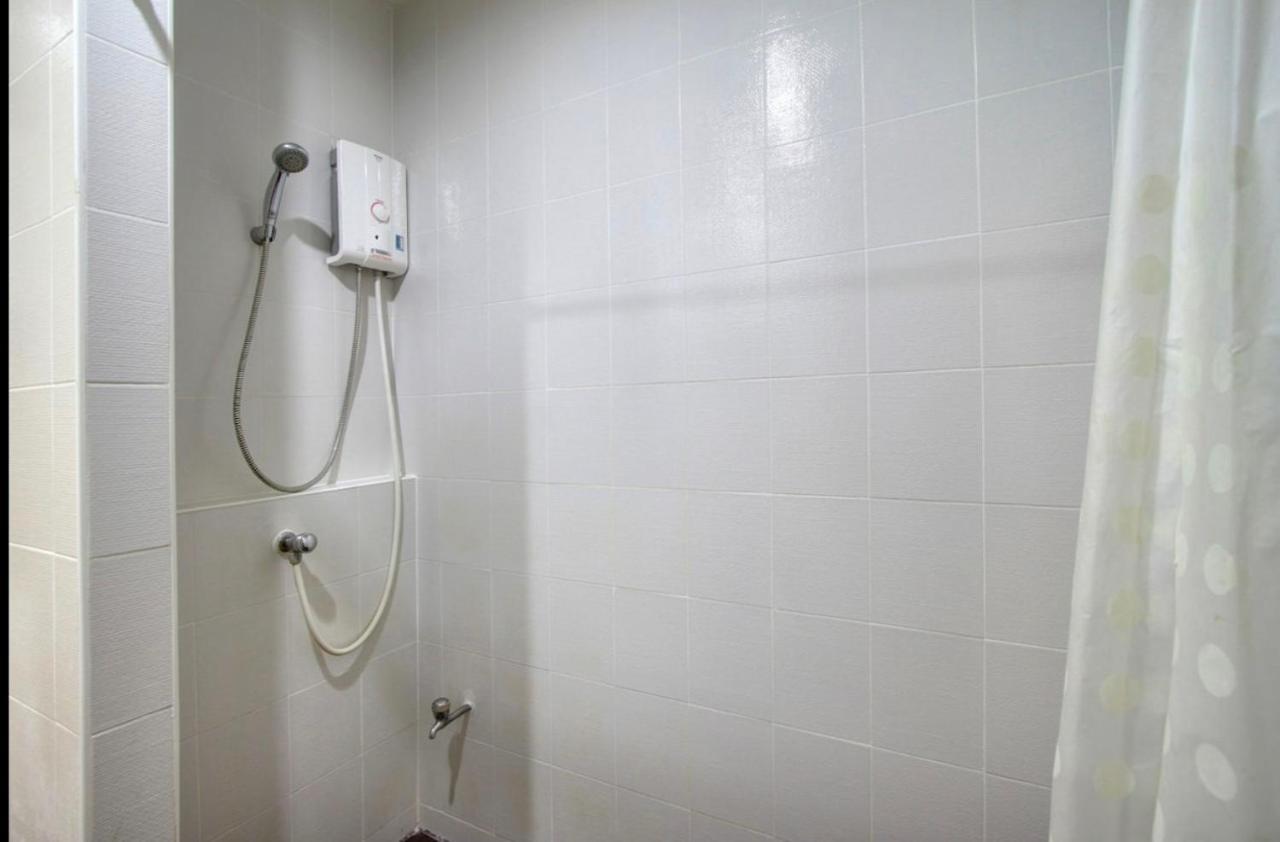Kata Beach Guesthouse Экстерьер фото